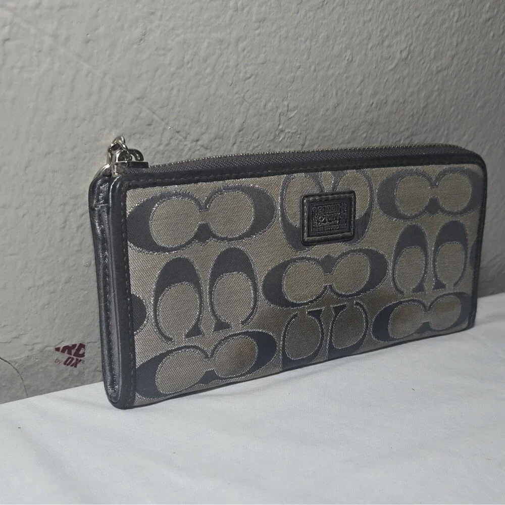 Coach Poppy Gray Black Signature Canvas Long Zip Around Accordion Wallet Y2K